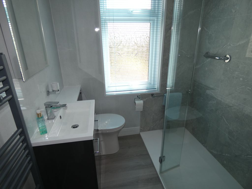 First Floor Shower Room- click for photo gallery